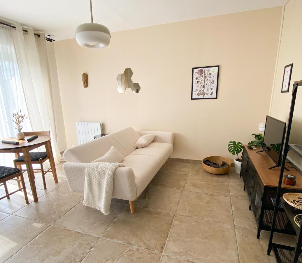 Au Chalet Maroilles Екстер'єр фото
